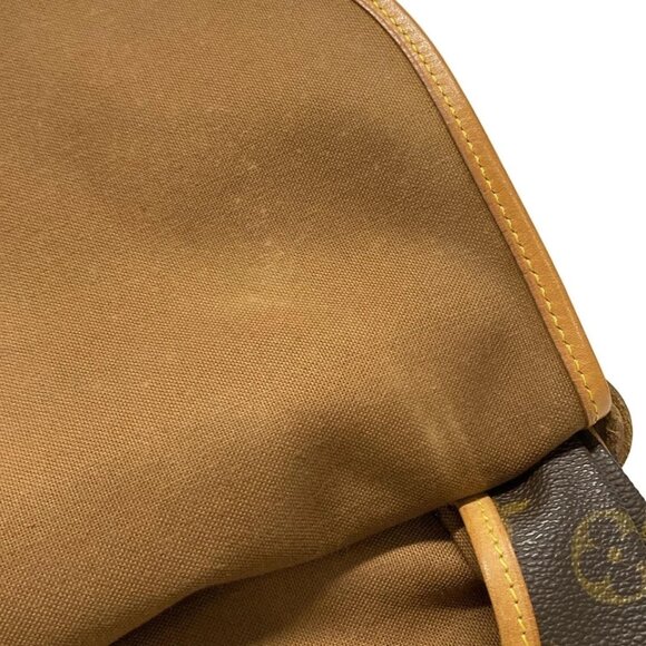 LOUIS VUITTON Saumur 35 Monogram Shoulder Bag Monogram Canvas 490-090125 - Picture 11 of 14